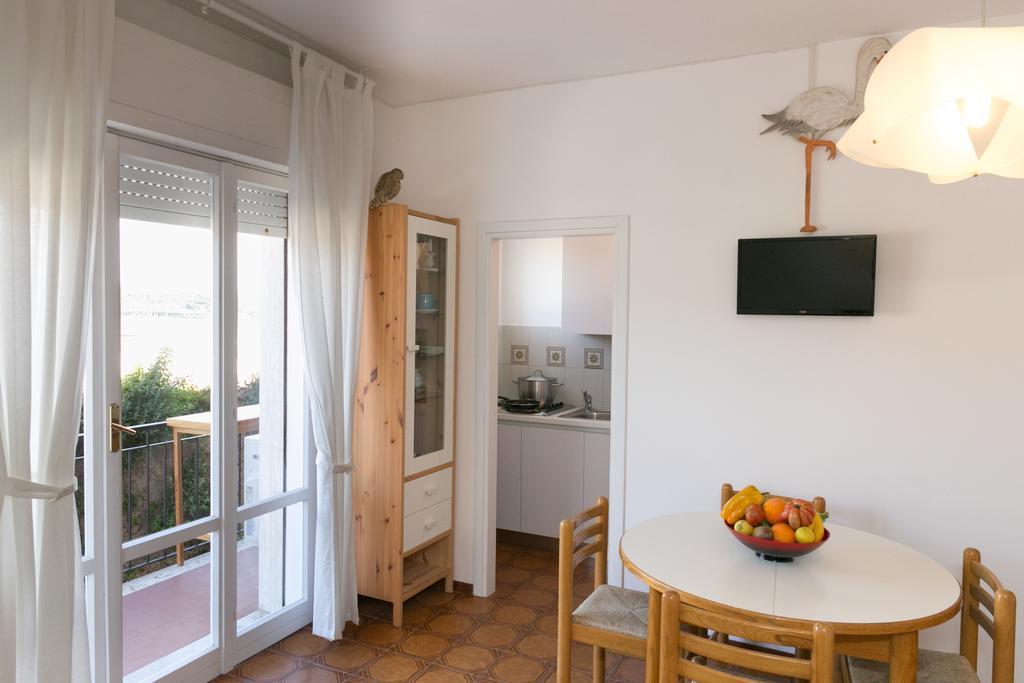 Talamone Apartment Pokoj fotografie